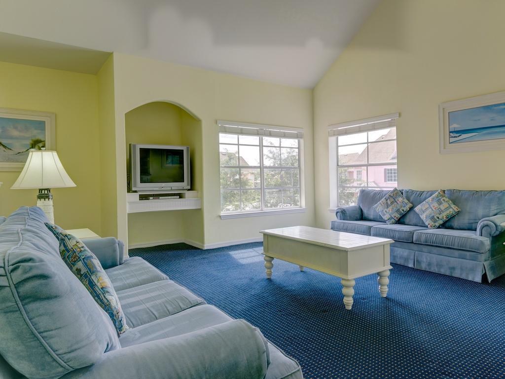 Runaway Beach Resort By Magical Memories -Disney Area كيسيمي الغرفة الصورة