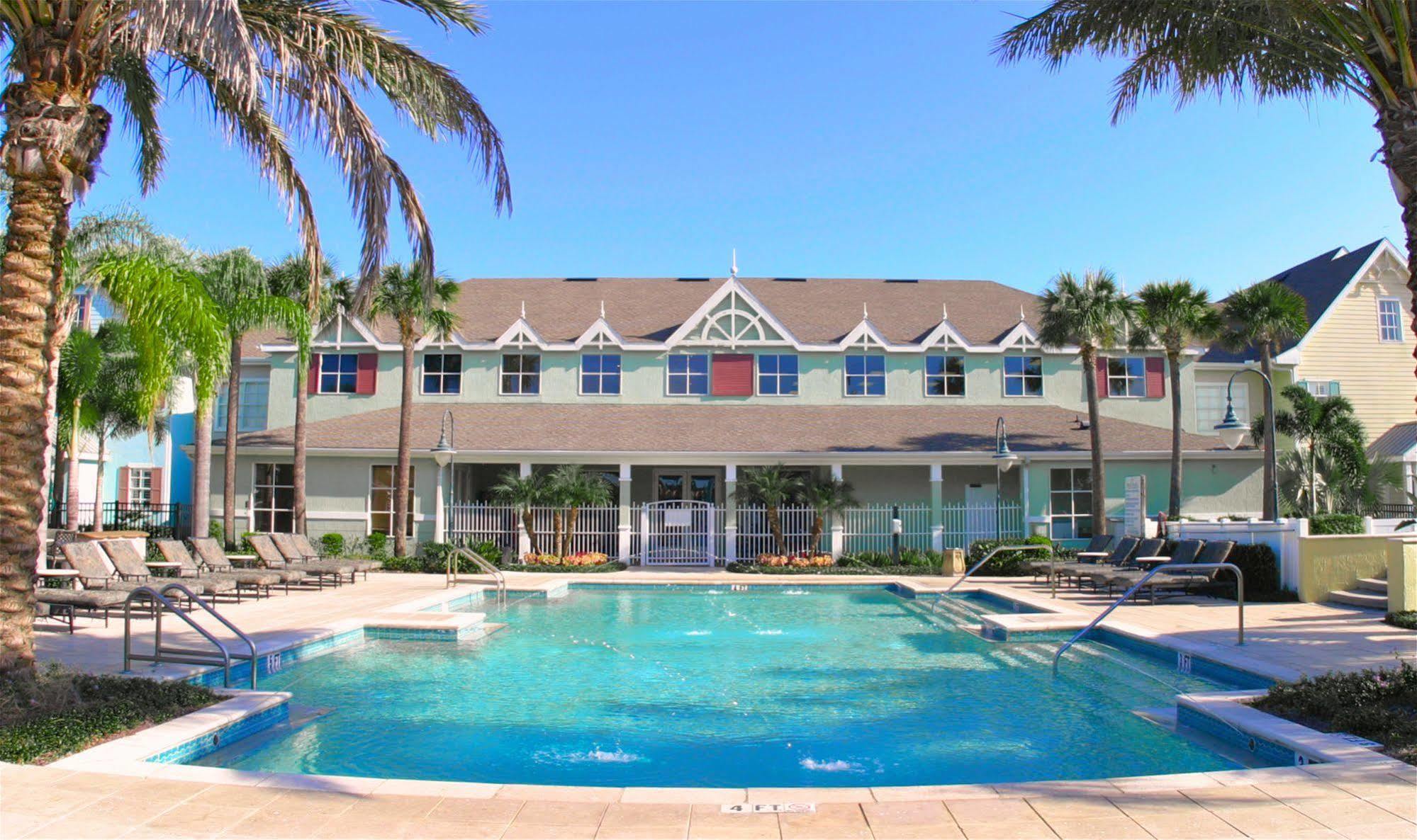 Runaway Beach Resort By Magical Memories -Disney Area كيسيمي المظهر الخارجي الصورة