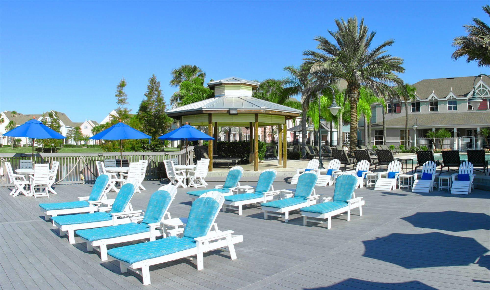Runaway Beach Resort By Magical Memories -Disney Area كيسيمي المظهر الخارجي الصورة